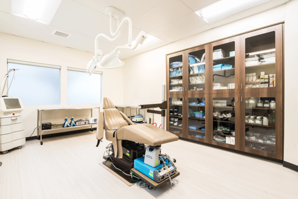 john-s-lee-portlands-plastic-surgery-in-beaverton-our-practice-or-room